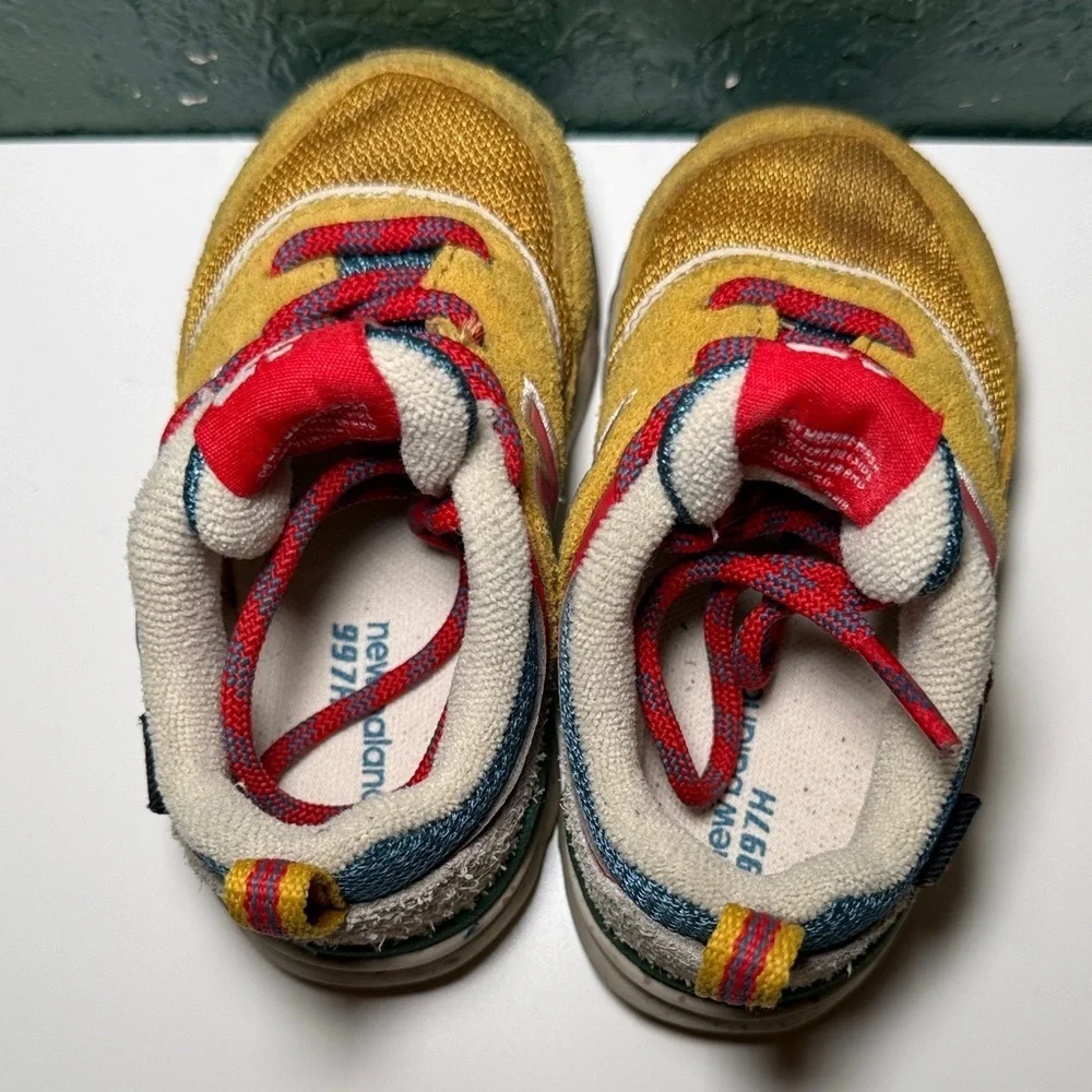 New Balance 997H Little Kids Sneakers Size 5 Varsity Gold Multi